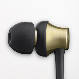 Big on style as well as sound, the brass case provides enhanced dampening.
